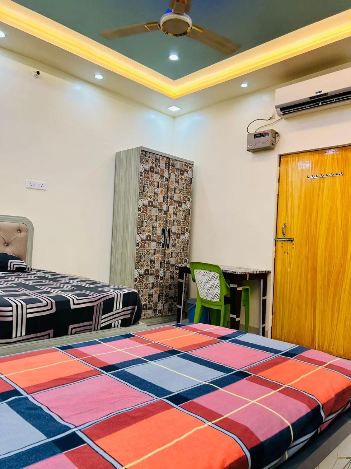 Smart Stays - Mmmut College - Gkp Airport Gorakhpur Ngoại thất bức ảnh