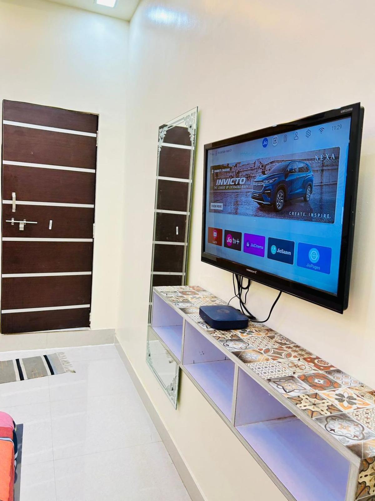 Smart Stays - Mmmut College - Gkp Airport Gorakhpur Ngoại thất bức ảnh