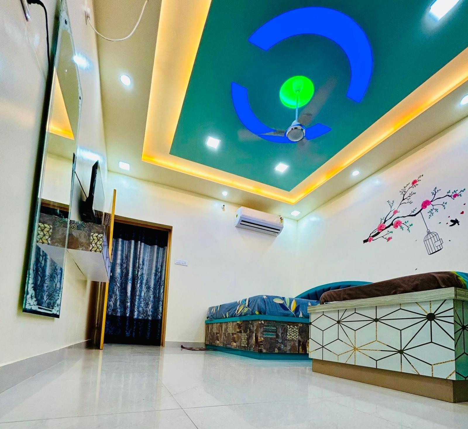 Smart Stays - Mmmut College - Gkp Airport Gorakhpur Ngoại thất bức ảnh