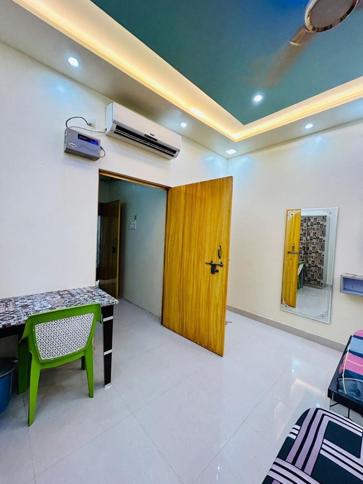 Smart Stays - Mmmut College - Gkp Airport Gorakhpur Ngoại thất bức ảnh