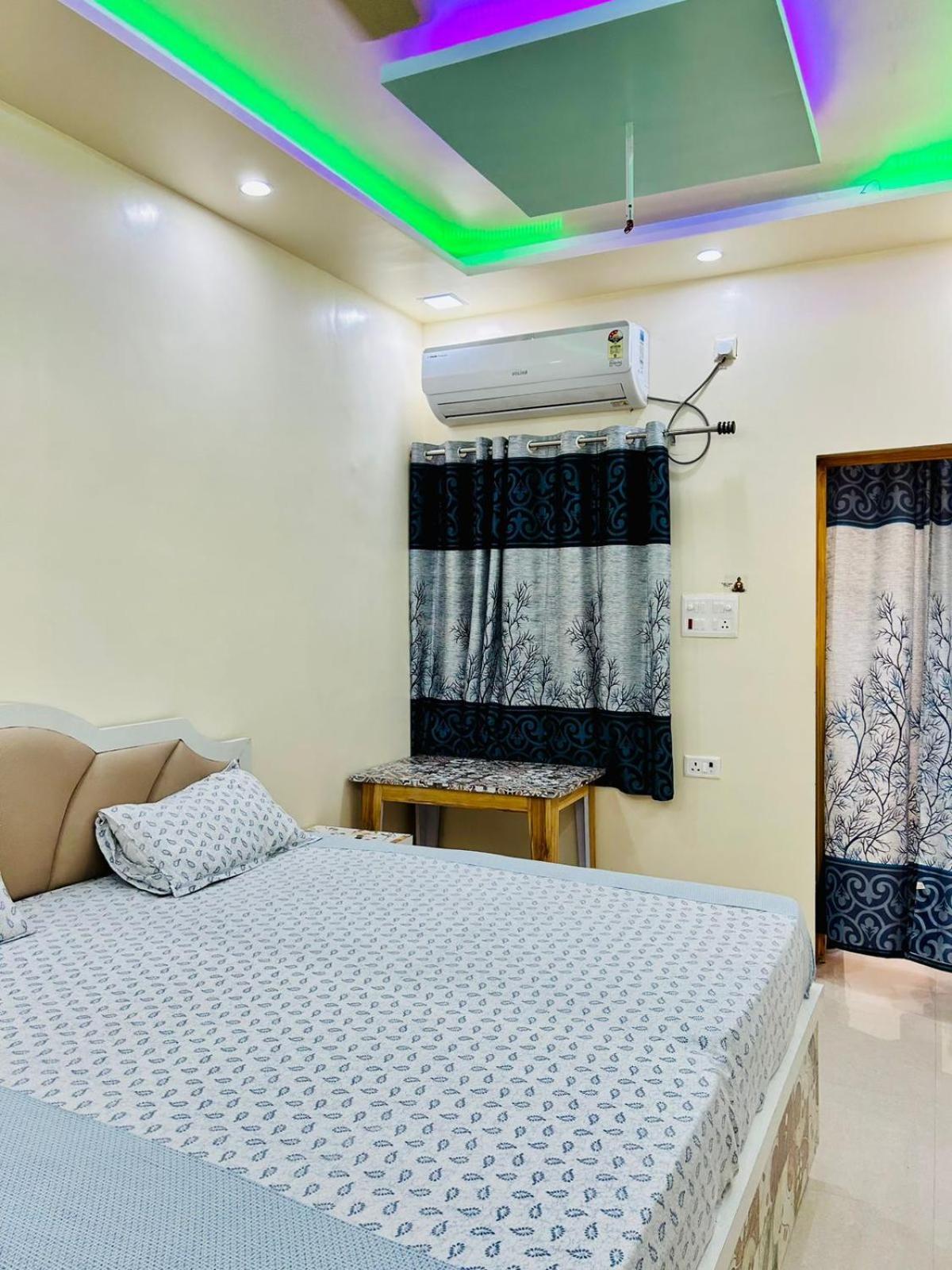 Smart Stays - Mmmut College - Gkp Airport Gorakhpur Ngoại thất bức ảnh