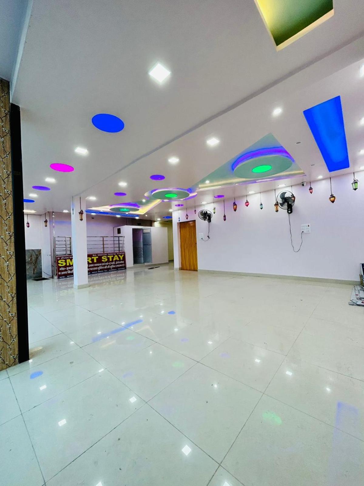 Smart Stays - Mmmut College - Gkp Airport Gorakhpur Ngoại thất bức ảnh