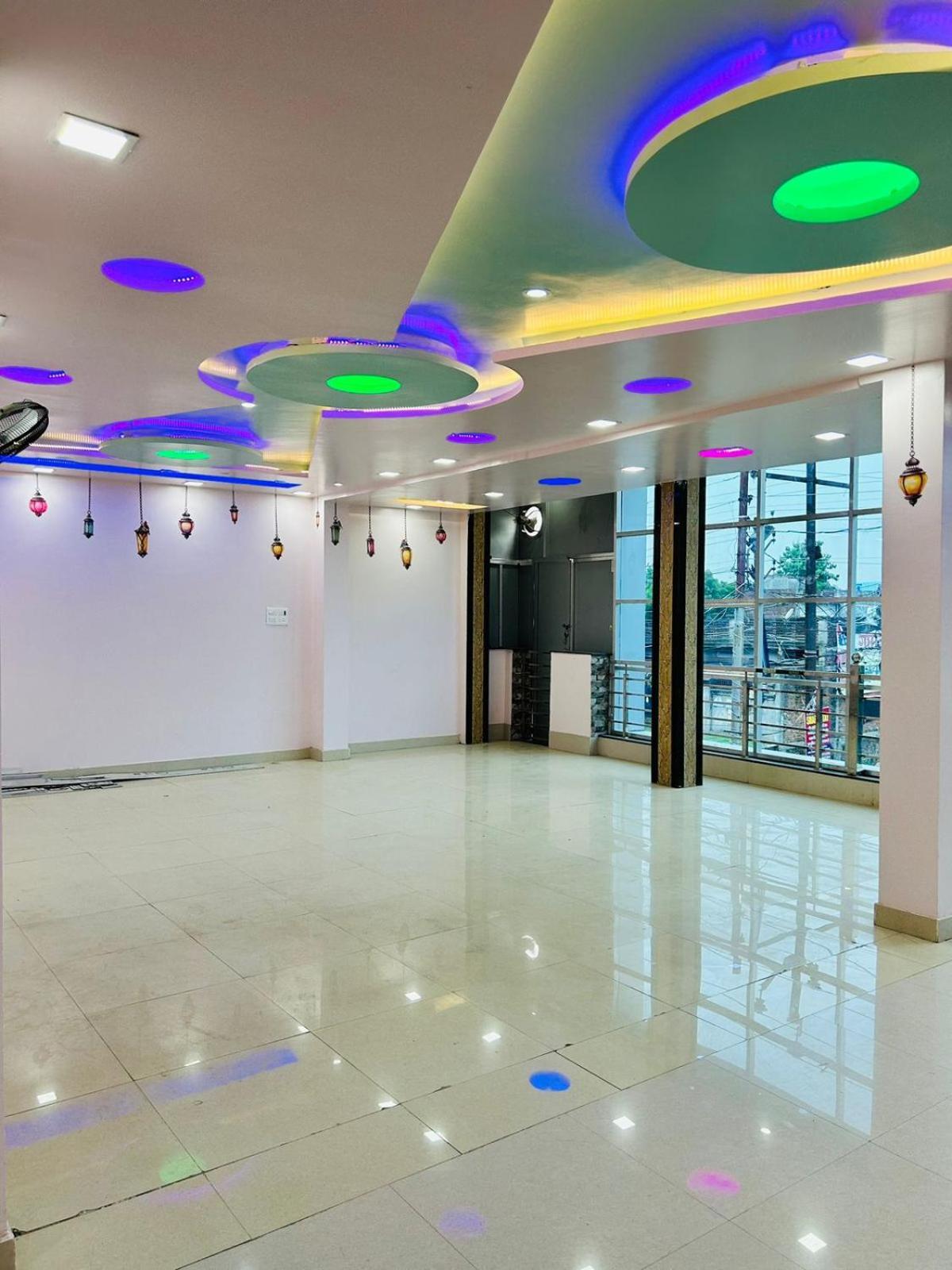 Smart Stays - Mmmut College - Gkp Airport Gorakhpur Ngoại thất bức ảnh